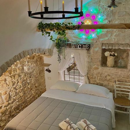 Bed and Breakfast Domus Klara Turi Esterno foto
