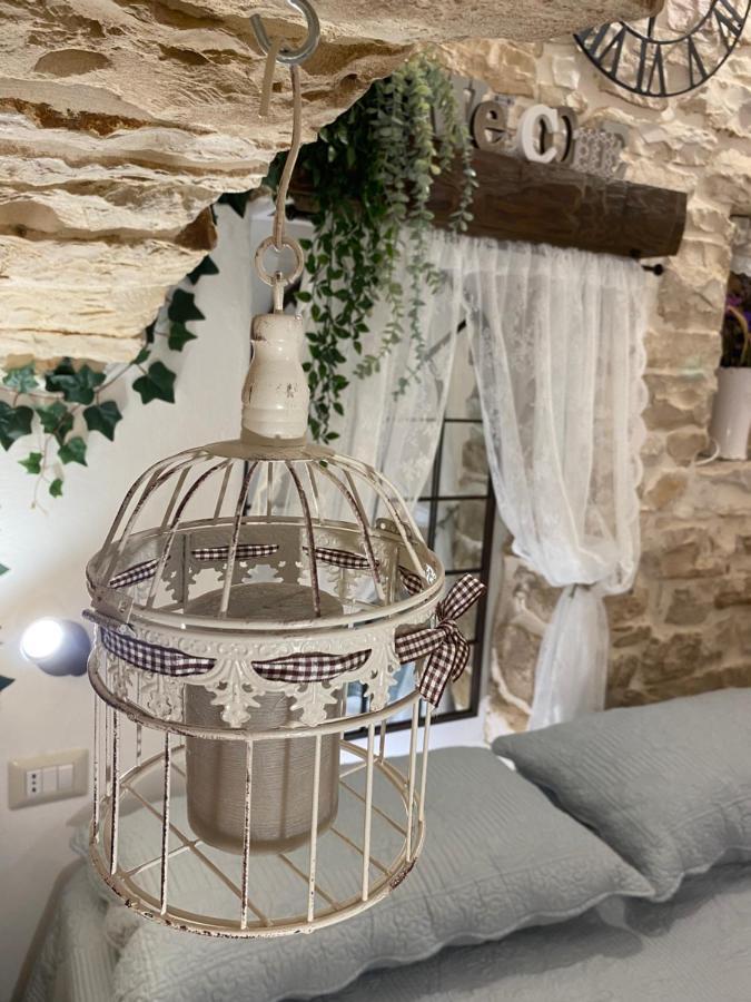 Bed and Breakfast Domus Klara Turi Esterno foto