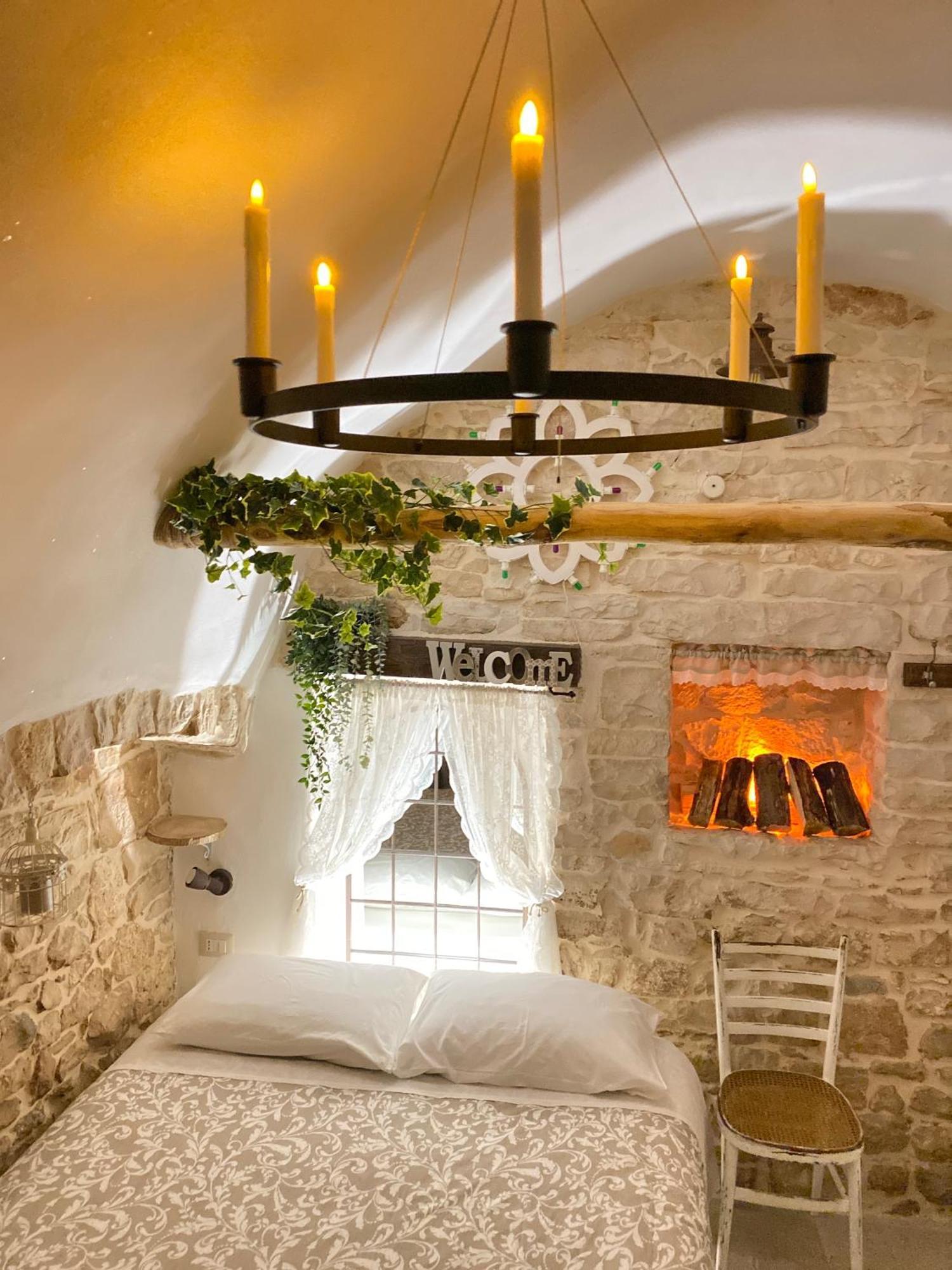 Bed and Breakfast Domus Klara Turi Esterno foto
